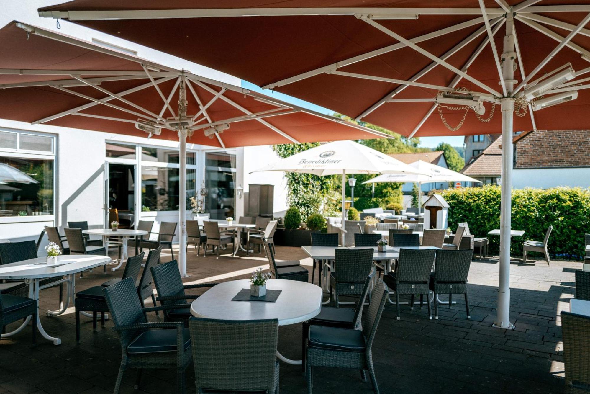 Hotel & Restaurant Kronenhof Am Weser-Radweg Oberweser Ngoại thất bức ảnh
