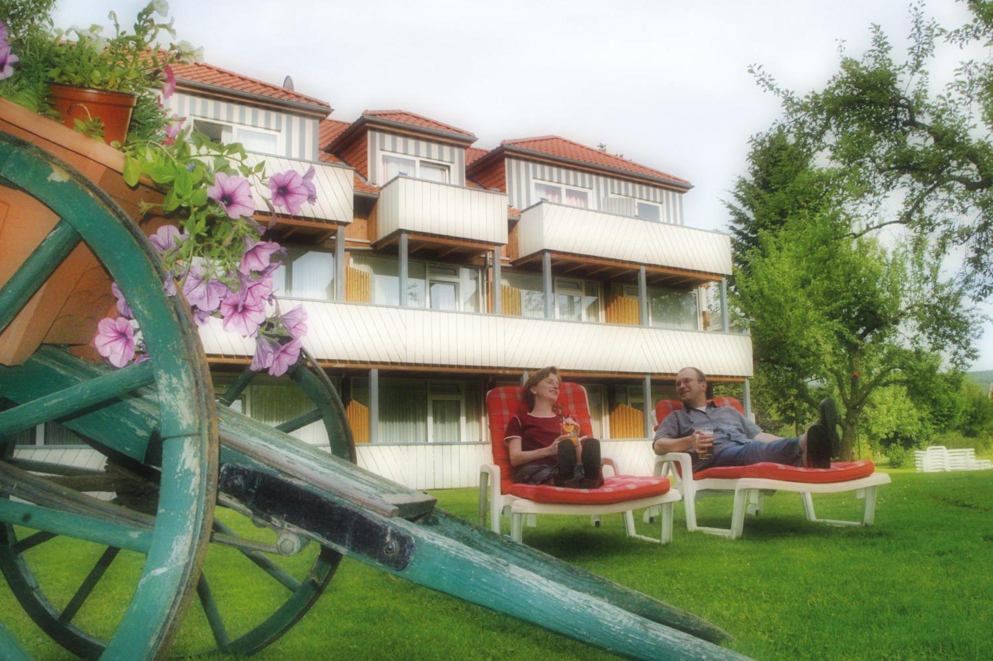 Hotel & Restaurant Kronenhof Am Weser-Radweg Oberweser Ngoại thất bức ảnh